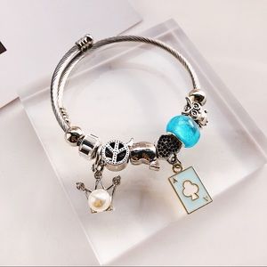 🌟Charm Cute Blue Poker Bangle Bracelet